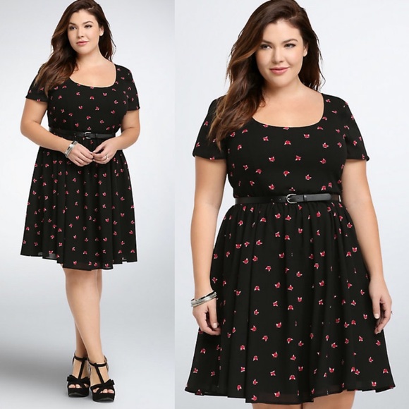 black skater dress size 16